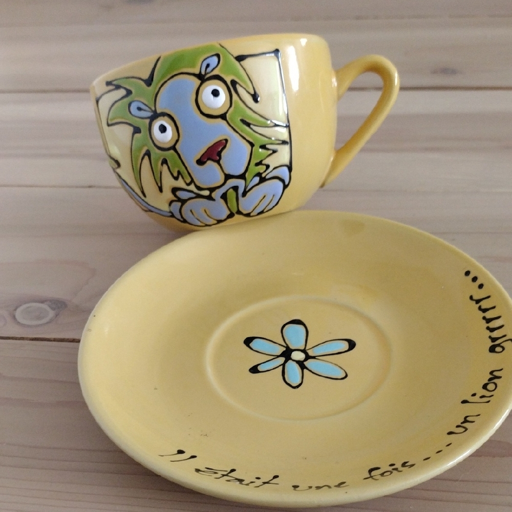 CERAMIC CAFE STUDIO MONTREAL LION CUP AND SAUCER NWOT